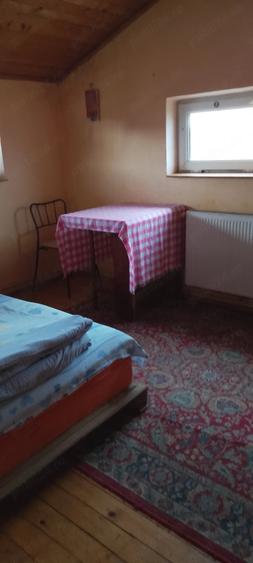 Casă cu Teren 300 Mp în Brătianu