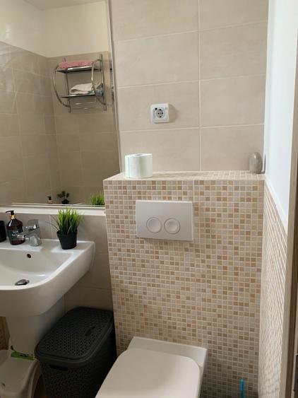 Apartament cu 2 camere decomandat în Băneasa