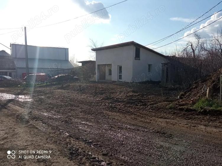 Casă cu 2 camere în Popricani