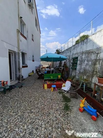 Apartament cu curte proprie ?i vedere panoramica - 9
