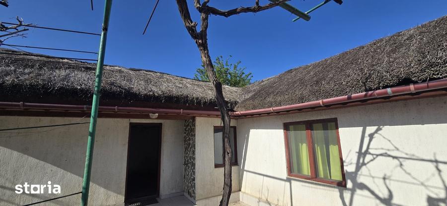 Casă cu 4 camere cu Teren 1917 Mp în Corbu