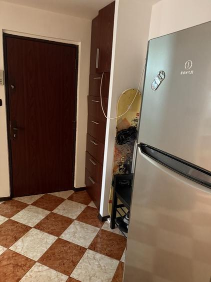 Apartament cu 2 camere decomandat în Rovine
