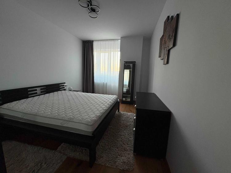 Apartament cu 2 camere decomandat, mobilat în Exterior Vest