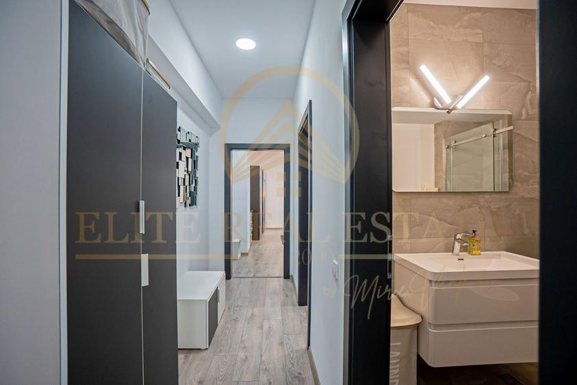 Apartament cu 3 camere decomandat, mobilat în Central