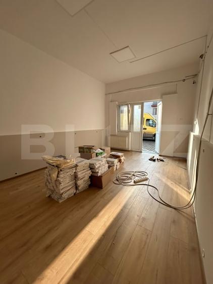 Apartament cu 3 camere decomandat în Ultracentral