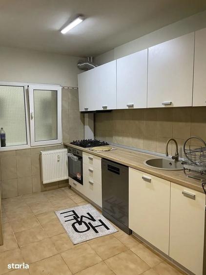 Apartament cu 3 camere decomandat, mobilat în Lacul Tei