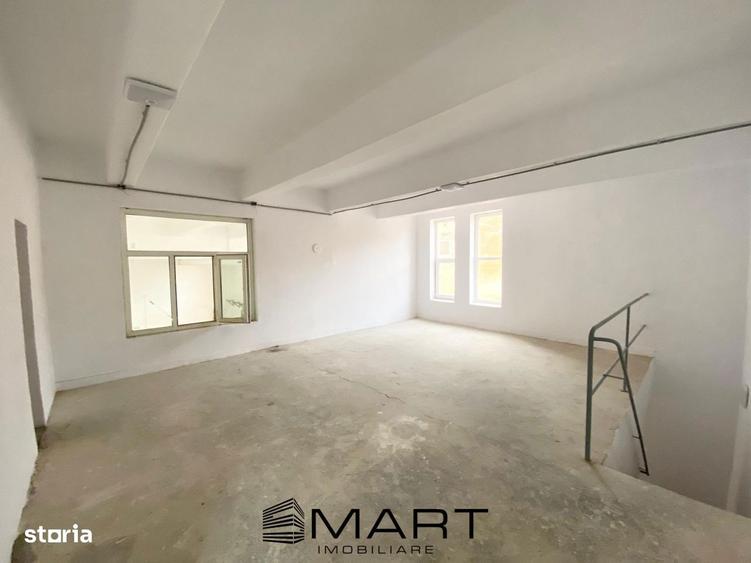 Spațiu comercial, de 200 mp, în Central