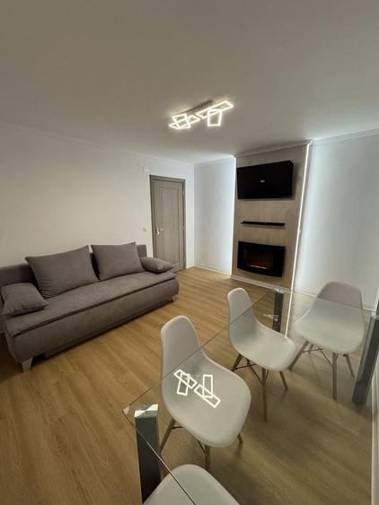 Apartament cu 2 camere semidecomandat în Central
