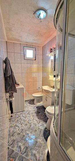 Apartament cu 2 camere decomandat în Dărmănești