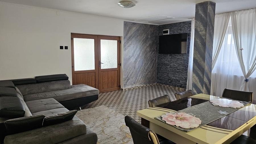 Casă cu 3 camere cu Teren 408 Mp în Central