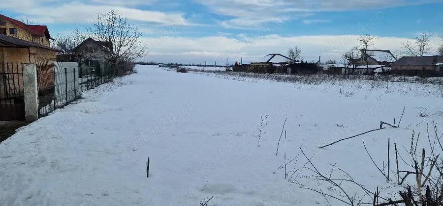 Teren de 590 mp, în Lucianca