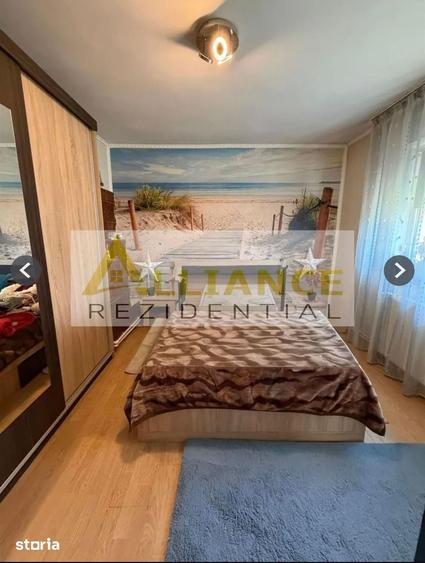 Casă cu 5 camere cu Teren 754 Mp în Glina