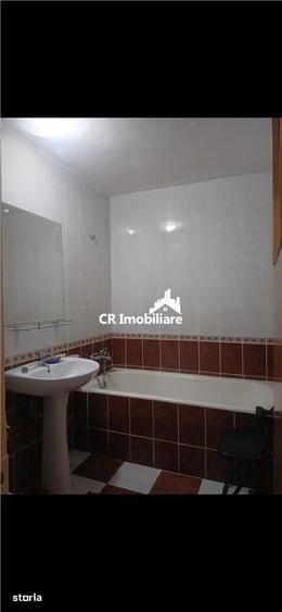 Apartament cu 4 camere decomandat în Eminescu