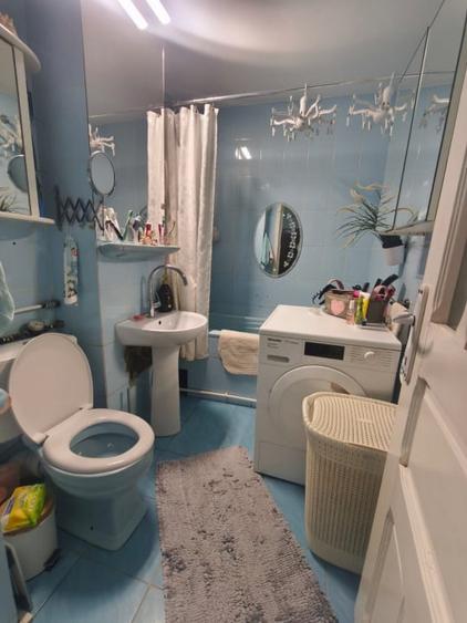 Apartament cu 2 camere decomandat în Siret