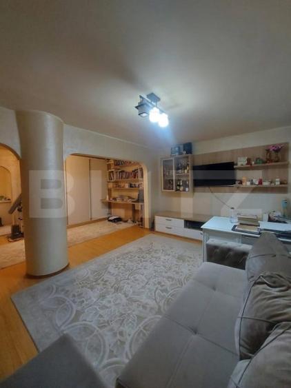 Apartament cu 3 camere decomandat în Obcini