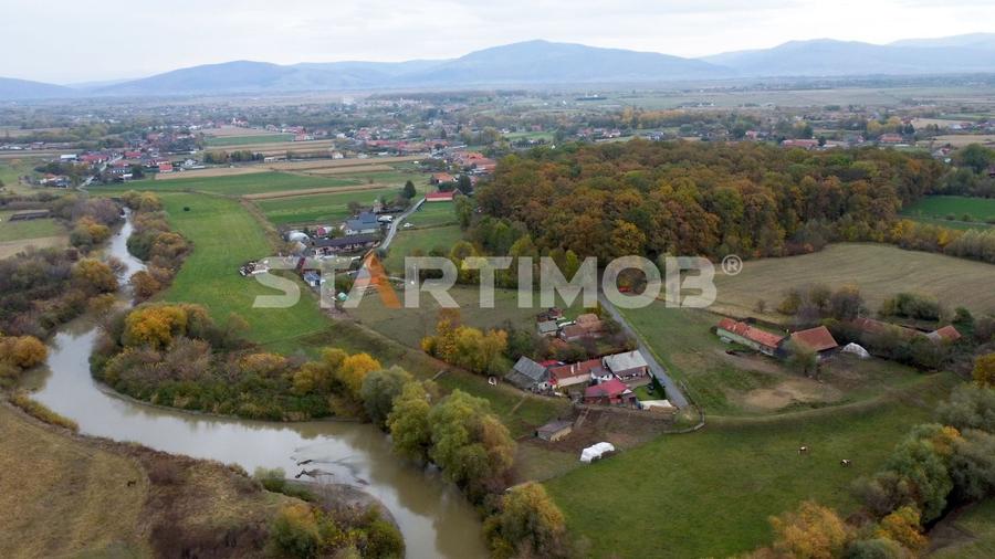 Teren Construcții intravilan de 3550 mp, în Lunca Calnicului