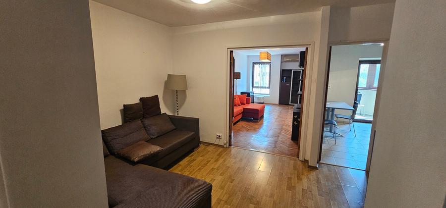 Apartament cu 3 camere decomandat, mobilat în Clucerului