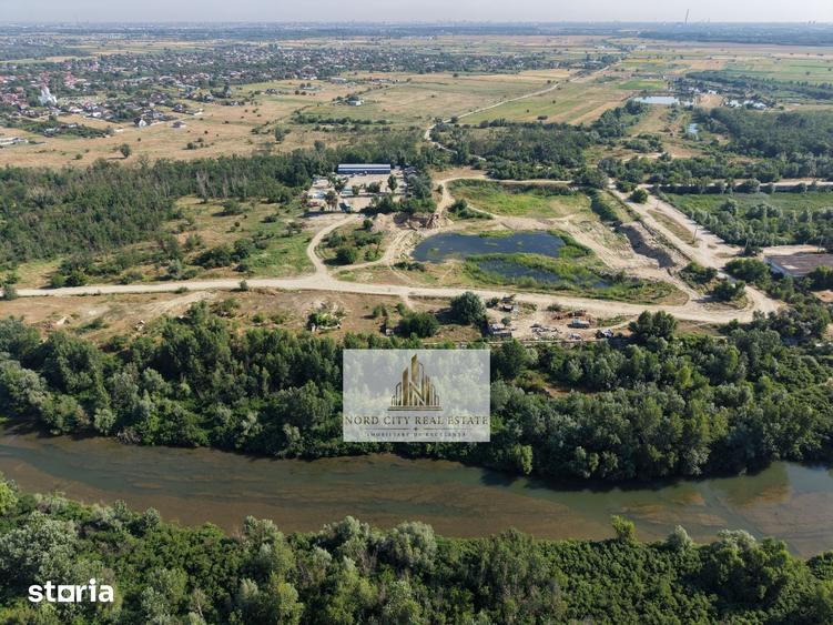 Spațiu comercial, de 1,530 mp, în 1 Decembrie