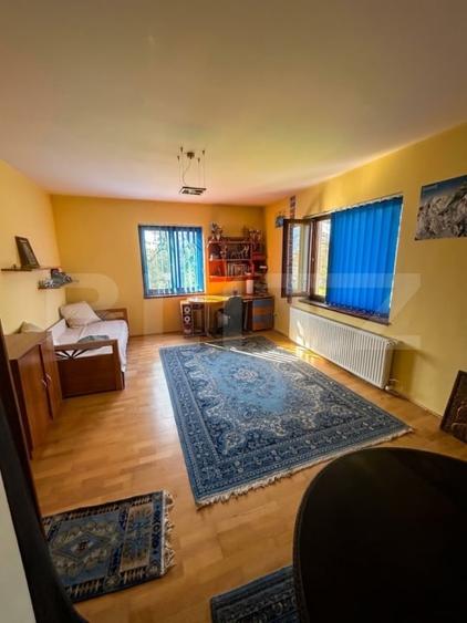 Casă individuală cu 6 camere cu Canalizare în Remetea Mare