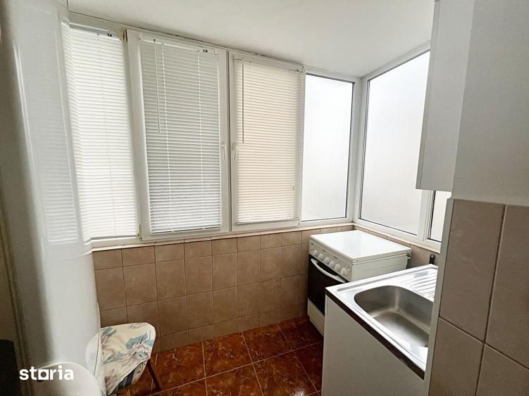 Apartament cu 6 camere decomandat în Calea Aradului