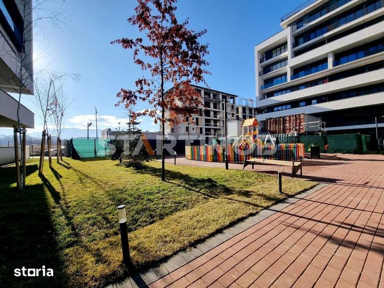 Apartament cu 3 camere decomandat, mobilat în Tractorul
