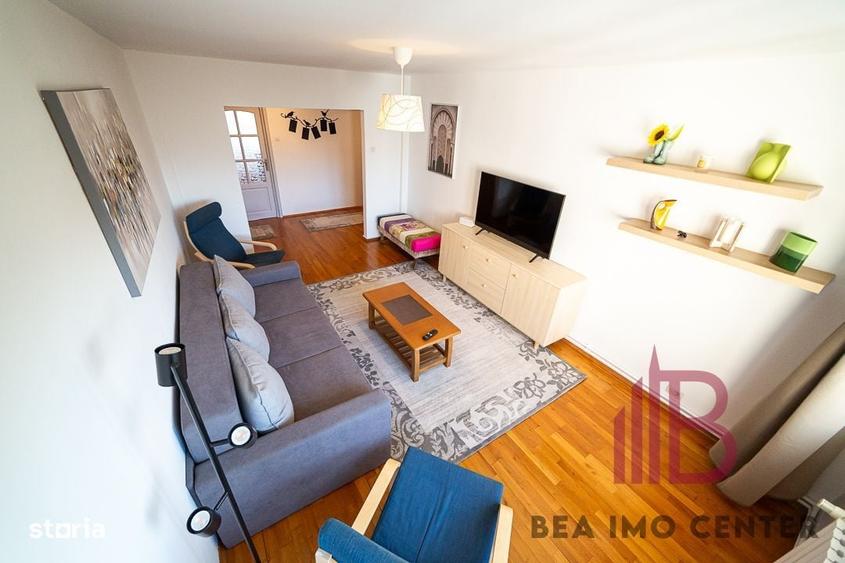 Apartament cu 4 camere în Aurel Vlaicu