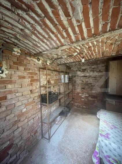 Casă cu 3 camere cu Teren 130 Mp în Central