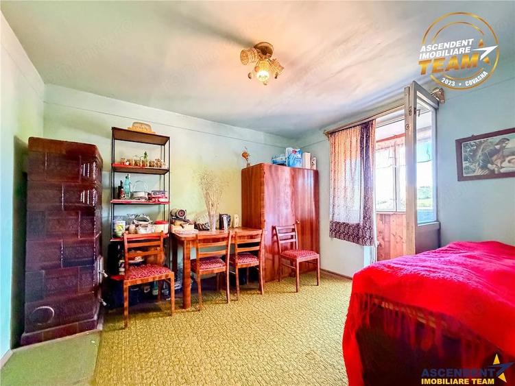 Apartament cu 3 camere decomandat în Malnaș