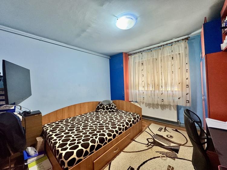 Apartament cu 2 camere semidecomandat în Semicentral
