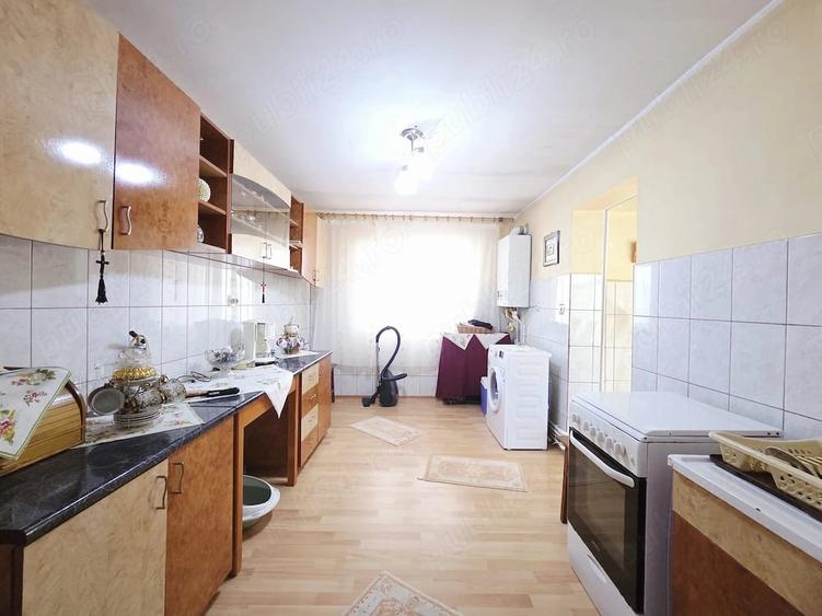 Casă cu Teren 443 Mp în Independența