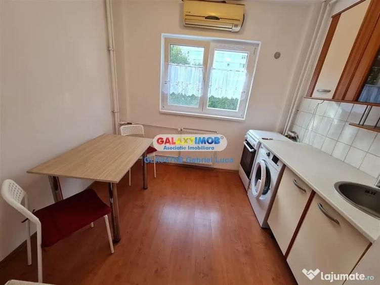 Garsonieră decomandată în Alexandru Obregia