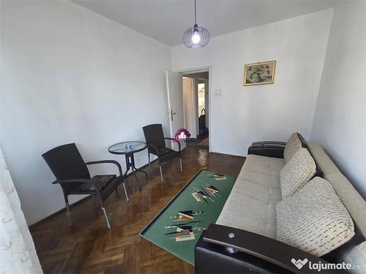 Apartament cu 2 camere semidecomandat în Universitate