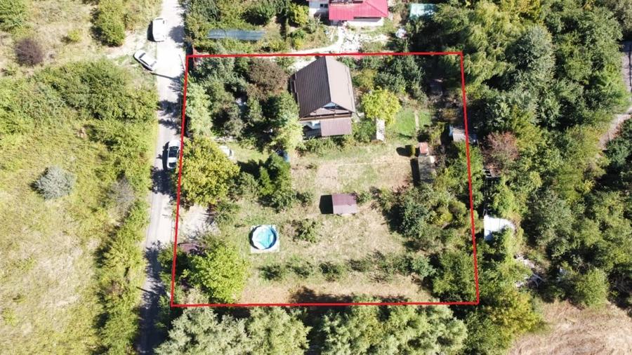 Casă individuală cu 4 camere cu Canalizare în Gruiu