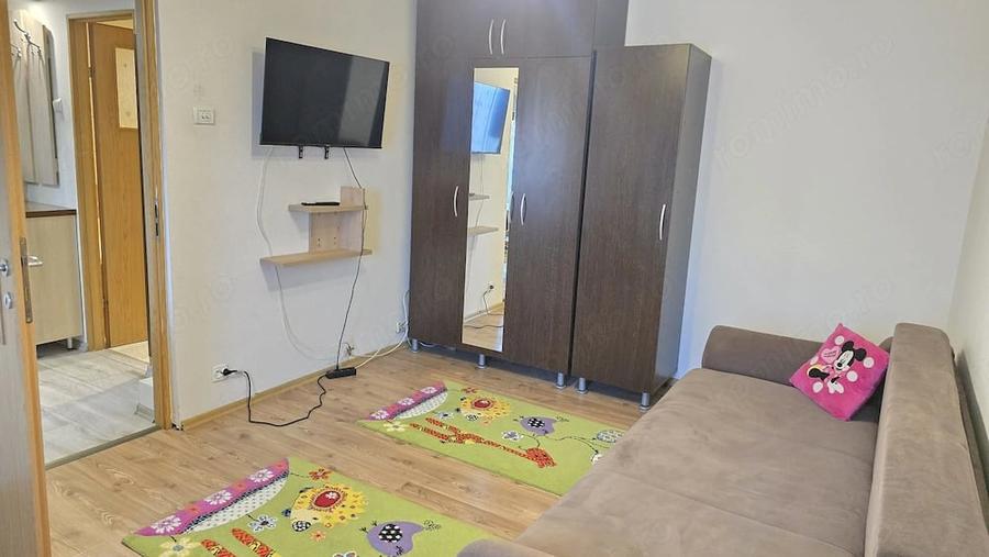 Garsonieră decomandată în Exterior Vest