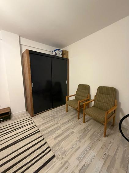 Apartament cu 2 camere semidecomandat, mobilat în Tomis Nord