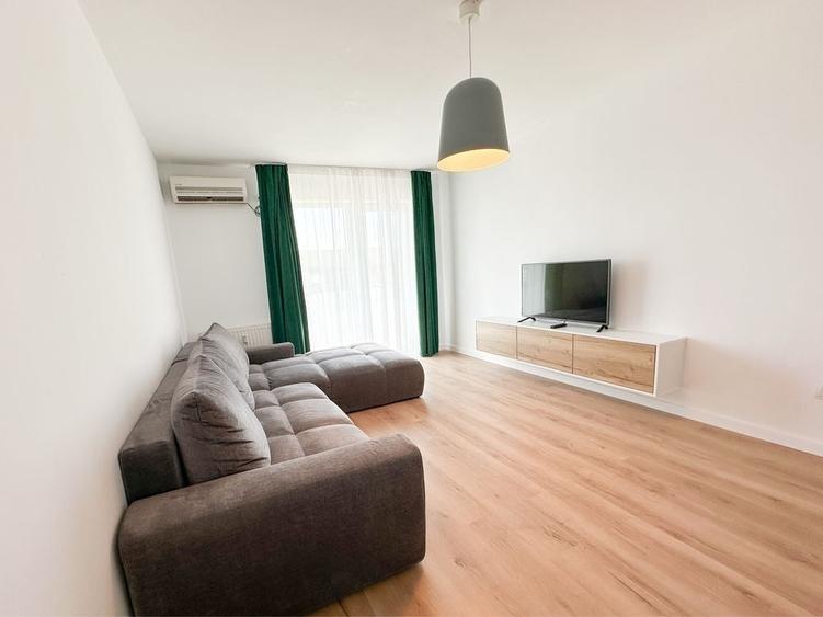 Apartament cu 2 camere decomandat în Central
