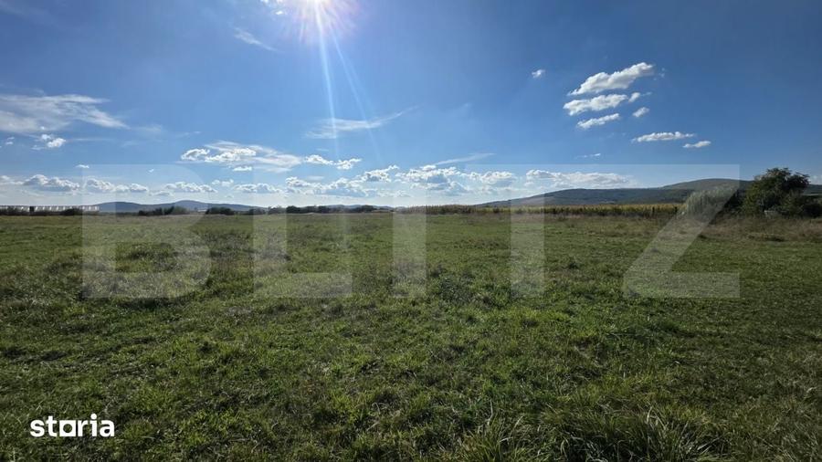 Teren de 2350 mp, în Șieu