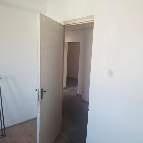 Apartament cu 3 camere decomandat în Ultracentral