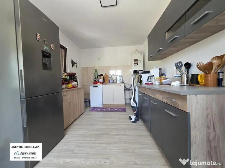 Casă cu 2 camere cu Teren 1000 Mp în Vernești