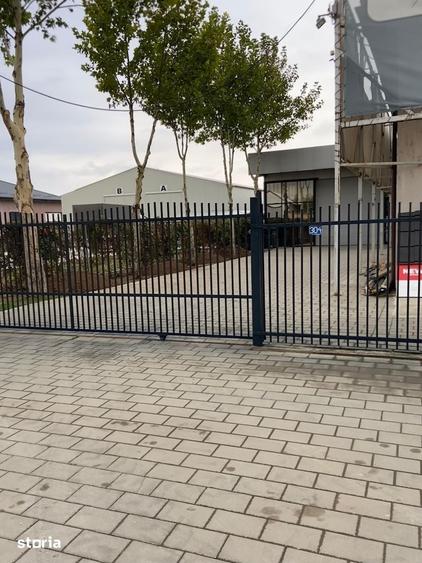 Spațiu comercial, de 300 mp, în Poroschia