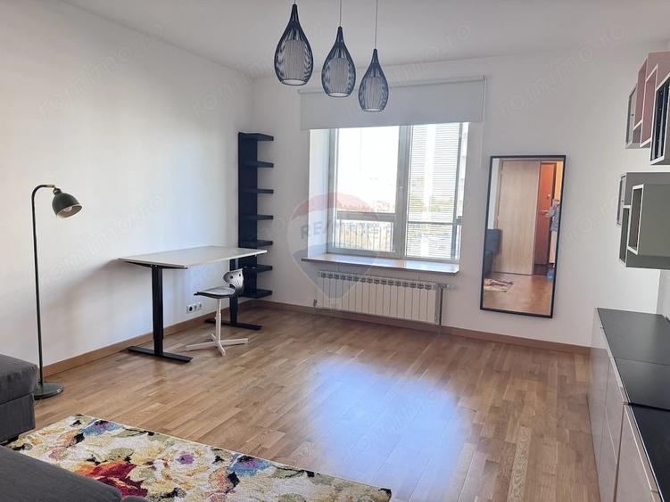 Apartament cu 2 camere decomandat în Splaiul Unirii