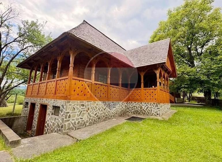 Casă cu 4 camere cu Teren 1123 Mp în Breb