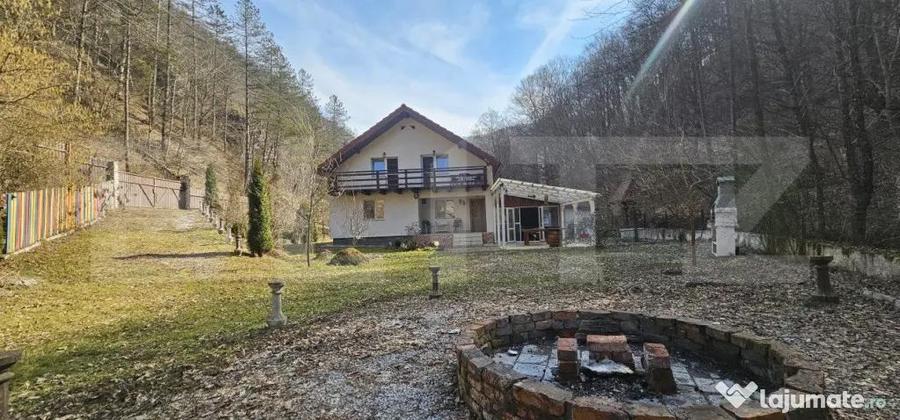Casa in inima naturii, 140 mp la doar 15 minute de H - 9