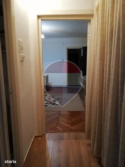 Apartament cu 2 camere în Soarelui — fotografia 1