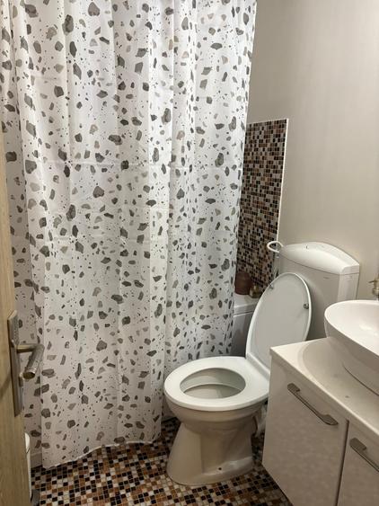 Apartament cu 2 camere decomandat în Casa de Cultură