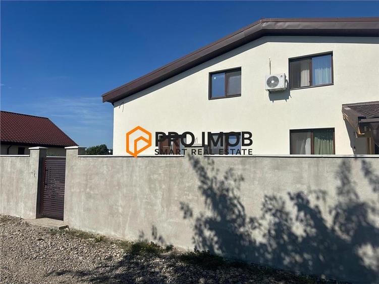 Duplex cu 4 camere cu Canalizare în Câmpineanca