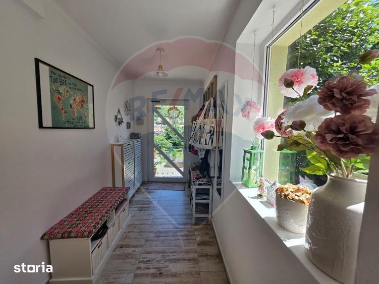 Casă cu 3 camere cu Teren 614 Mp în Central