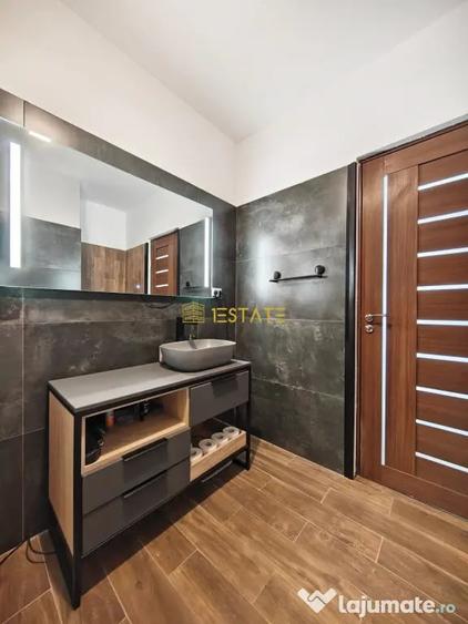 Apartament cu 3 camere decomandat în Titan