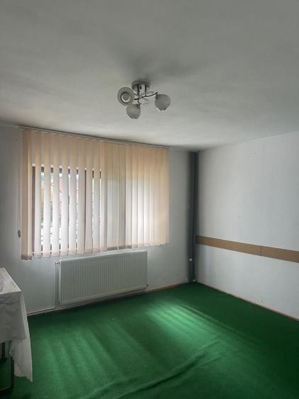 Apartament cu 2 camere decomandat în Lacu