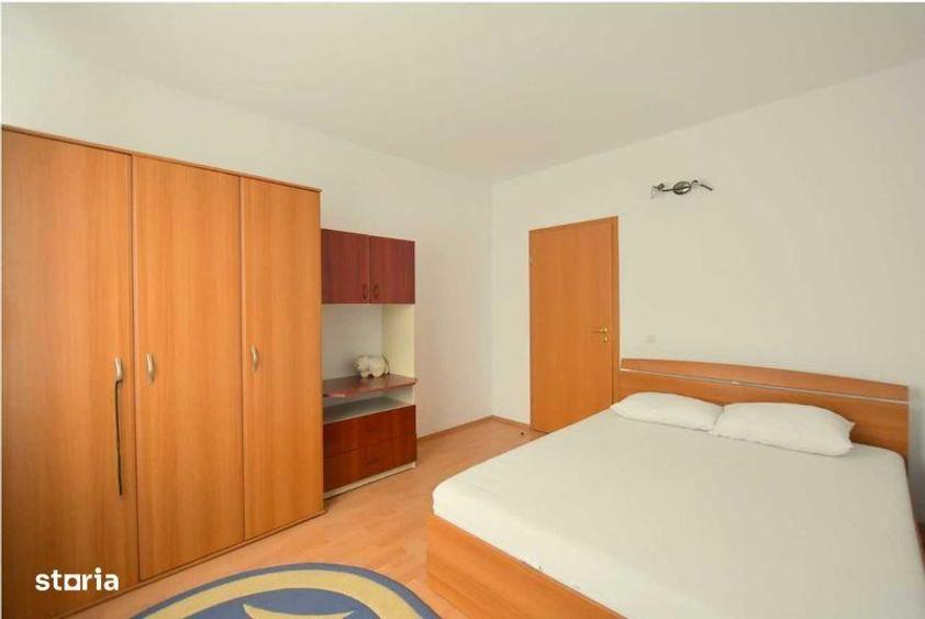 Apartament cu 3 camere, mobilat în Central